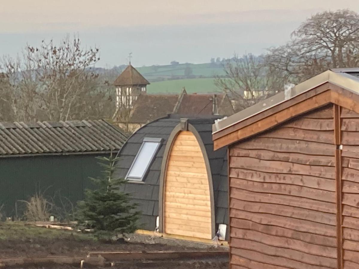 Leighton  Hedgehog Glamping Pod School House Farm酒店 外观 照片