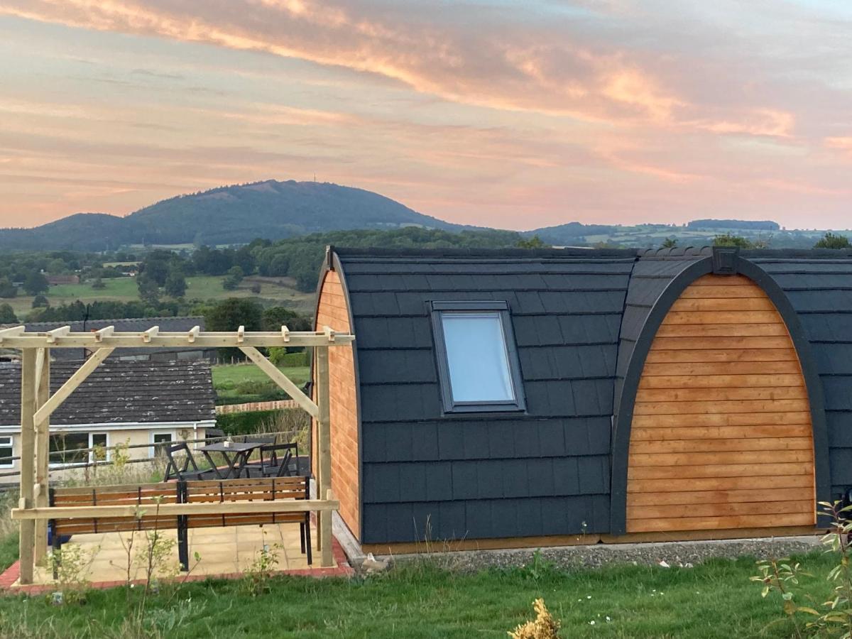 Leighton  Hedgehog Glamping Pod School House Farm酒店 外观 照片